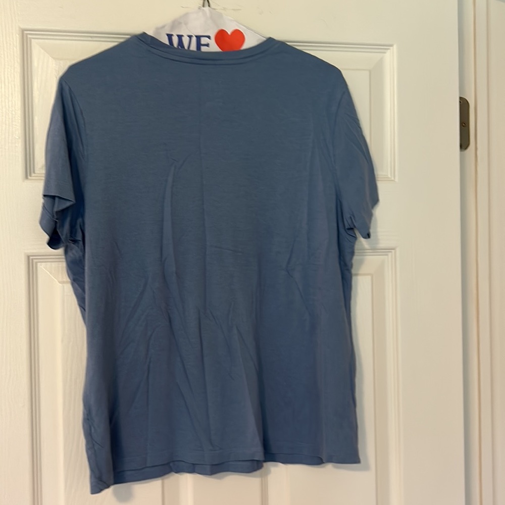 Blue tee - Picture 2 of 3